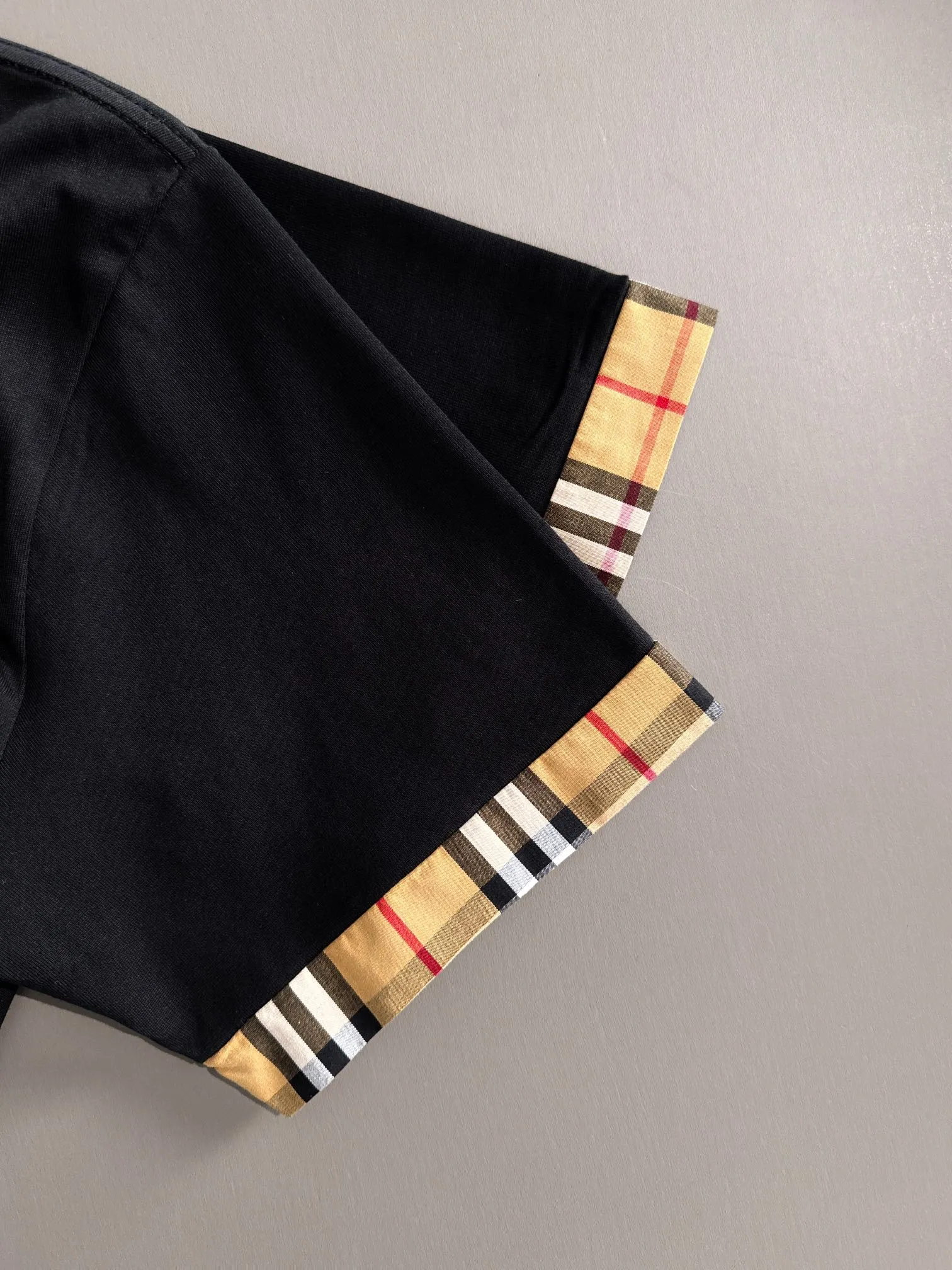 BBR BURBERRY 2026New Arrival logo Same Style t · 260 100％ · 32 · ：Black Size：S M L XL